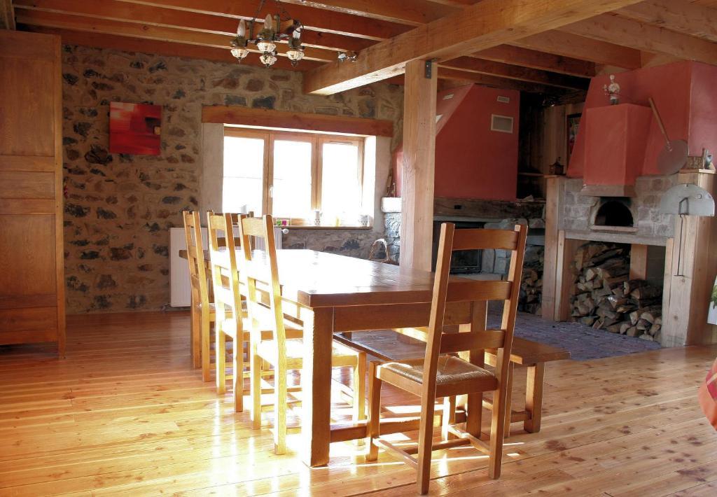 Poule-lès-Écharmeaux Chambres D'Hotes La Cime Beaujolaise מראה חיצוני תמונה
